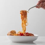 Y YHY Pasta Bowls, 30oz Salad Bowls White Soup Bowls Large Pasta Serving Bowl Porcelain Pasta Plates Wide and Shallow Bowls Set of 6 Microwave Dishwasher Safe Valentines Day Gift - Image 8