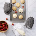 KitchenAid Asteroid Mini Oven Mitt, 5.5"x8", Charcoal Grey 2 Count - Image 3