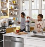 GE 2 Slice Stainless Steel Toaster, Extra Wide Slots for Toasting Bagels, Breads, Waffles & More, 7 Adjustable Shade Settings, Removable Crumb Tray, Countertop Kitchen Essentials, 850 Watts - Image 7