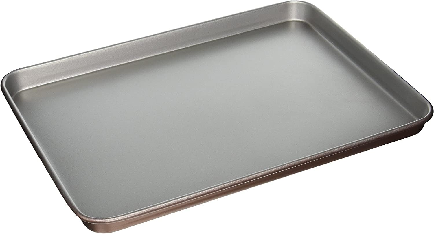 51wq3gxAbUL._AC_SL1500_.jpg Cuisinart Baking Sheet, 17 Inch Sheet Pan for Baking, Bronze, AMB-17BSBZ - Image 2