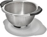 OXO Good Grips Stainless Steel 3 qt./ 2.8L Colander - Image 2