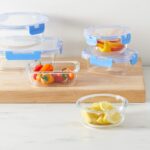 Amazon Basics Glass Food Storage Containers with Locking Lids, Set of 7, 14 pieces including lids, BPA-Free, clear with blue silicone ring - Image 6