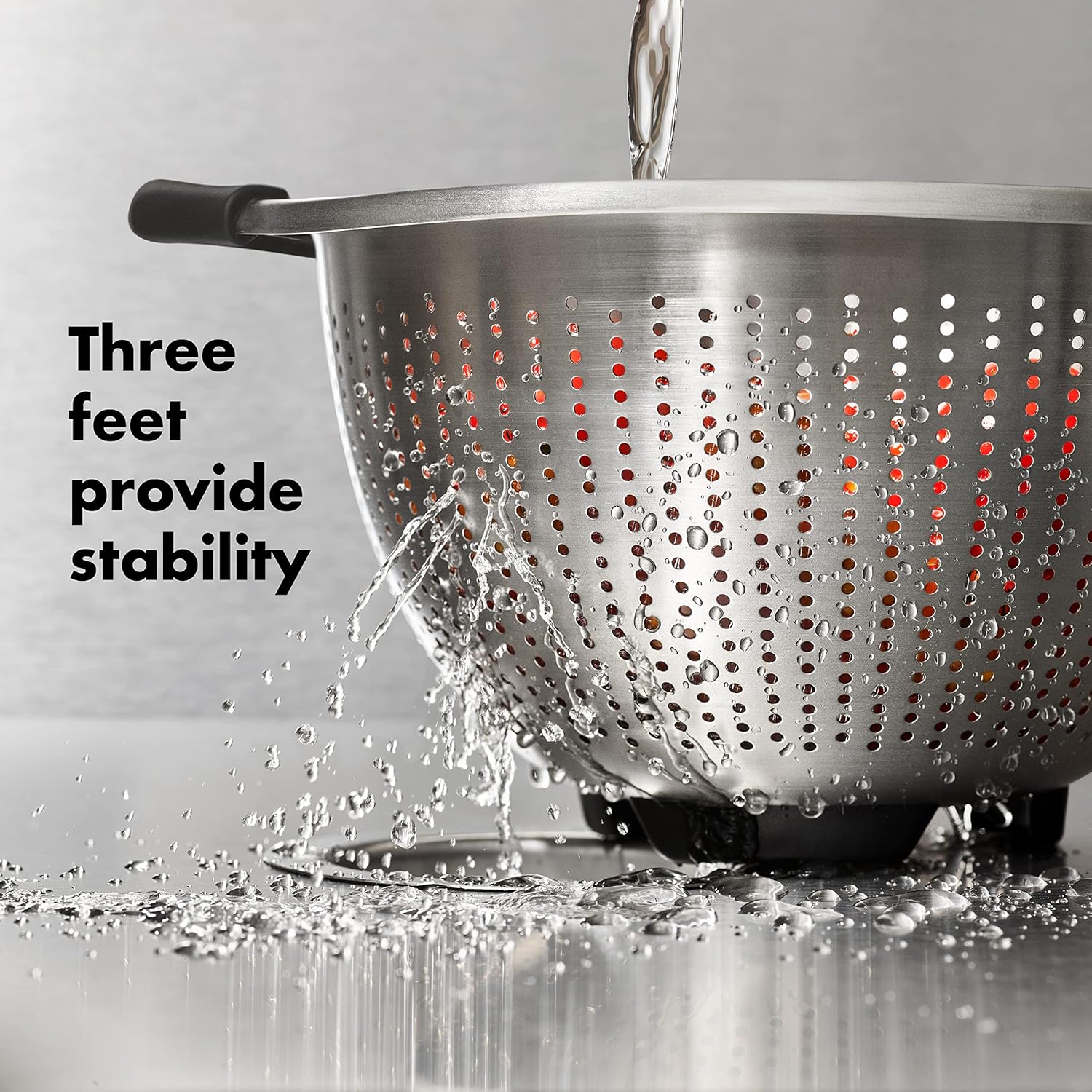 91e7VeHUWL._AC_SL1500_.jpg OXO Good Grips Stainless Steel 3 qt./ 2.8L Colander - Image 5