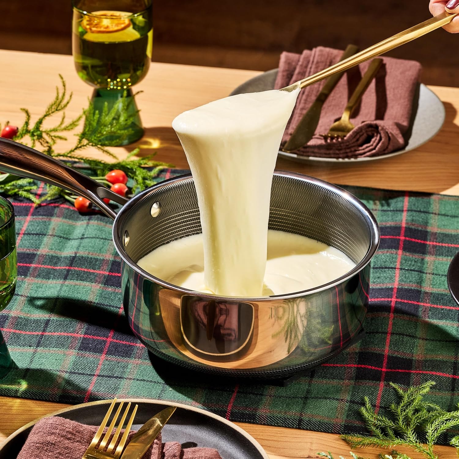 91etz7A-YL._AC_SL1500_.jpg HexClad Hybrid Nonstick 3-Quart Saucepan with Tempered Glass Lid, Stay-Cool Handle, Dishwasher-Friendly, Oven-Safe Up to 900°F, Induction Ready, Compatible with All Cooktops - Image 3