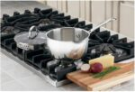 Cuisinart 719-18P Chef's Classic Stainless 2-Quart Saucepan with Cover,Silver - Image 3
