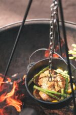 Stansport Pre-Seasoned Cast Iron Dutch Oven - Image 7