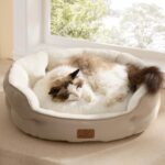 Bedsure Dog Beds for Small Dogs - Round Cat Beds for Indoor Cats, Washable Pet Bed for Puppy and Kitten with Slip-Resistant Bottom, 20 Inches, Camel - Image 2