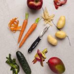 Microplane Stainless Steel Professional Swivel Peeler, Sharp Blade for Effortless Peeling of Hard Fruits and Vegetables, Kitchen Peeler for Home Cooks and Professional Chefs - Image 4