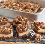 Nordic Ware Natural Aluminum Commercial Cake Pan with Lid, Rectangle Pan with Lid Silver, 9 x 13 - Image 5