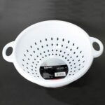 Chef Craft Select Plastic Deep Colander, 11x5 inch 5 quart, White - Image 5