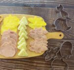 5 Pieces Mini Halloween Cookie Cutters, Size 2.2" to 2.6" Small Stainless Steel Molds Ghost, Cat, Bat, Pumpkin Holiday Shapes for Halloween Party Decorations - Image 9