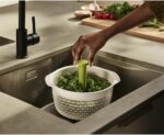 Joseph Joseph Spindola In-sink Salad Spinning Colander - Image 3