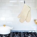 Nouvelle Legende Quilted Cotton Terry Oven Mitts for Baking, BBQ, and Cooking Protection, Heat-Resistant Gloves for Kitchen and Grill, Comfortable Grip, Machine Washable, Reusable, 17-Inch, 1 Pair - Image 6